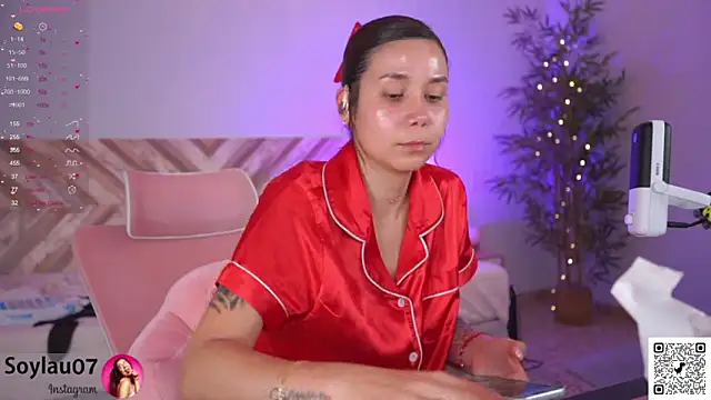 imjess01 online show from April 27, 2026, 3:54 pm