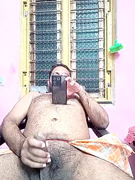 Snapshot of adicma123 chatting on October 15, 2025, 5:32 pm adicma123 online show from October 15, 2025, 5:32 pm