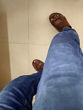 Snapshot of adicma123 chatting on November 21, 2025, 8:02 am adicma123 online show from November 21, 2025, 8:02 am