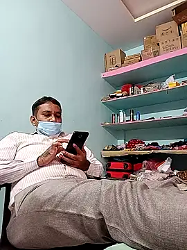 Snapshot of adicma123 chatting on December 1, 2025, 9:21 am adicma123 online show from December 1, 2025, 9:21 am