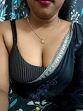 Snapshot of ANGE-MOU chatting on April 25, 2026, 3:53 am ANGE-MOU online show from April 25, 2026, 3:53 am
