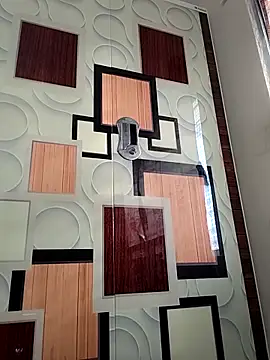 ANGE-MOU online show from February 6, 2026, 2:18 am