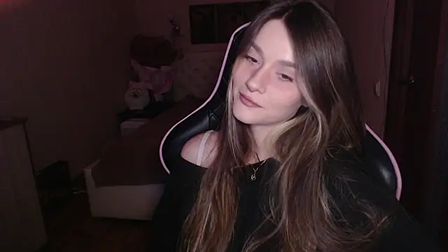 jeann elsaa online show from September 20, 2025, 8:36 pm