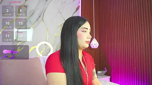 haylie  online show from February 2, 2025, 5:21 am