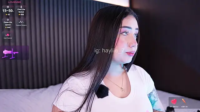 Snapshot of haylie_ chatting on June 23, 2026, 5:16 am haylie online show from June 23, 2026, 5:16 am