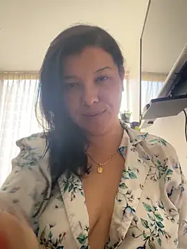 Snapshot of yuya_ss chatting on November 7, 2025, 3:49 pm yuya ss online show from November 7, 2025, 3:49 pm