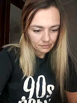 KrissSexi online show from October 9, 2025, 6:52 pm