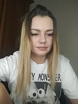 KrissSexi online show from December 20, 2025, 1:30 am