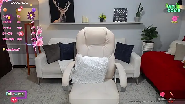 Bianca     online show from November 17, 2025, 11:20 pm