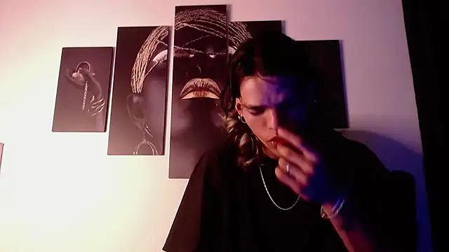 Snapshot of AlbertBernal69 chatting on November 8, 2025, 3:10 am AlbertBernal69 online show from November 8, 2025, 3:10 am