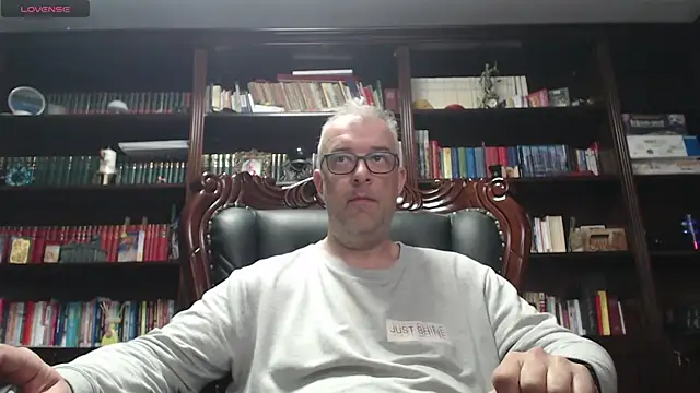 AriaGreen online show from March 28, 2026, 4:46 am
