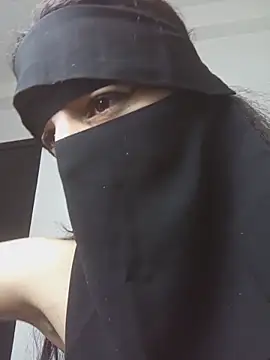 Snapshot of KHALIJIA-ARABIA-couple chatting on December 17, 2025, 1:16 pm KHALIJIA-ARABIA-couple online show from December 17, 2025, 1:16 pm