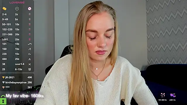 Barbie Lis online show from February 3, 2026, 2:53 am