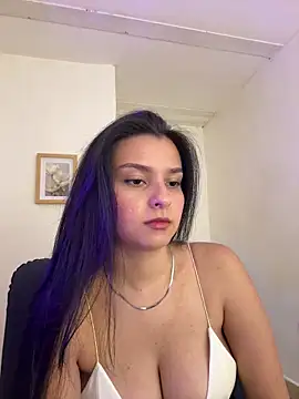 Lolitah  69 online show from September 23, 2025, 1:45 am