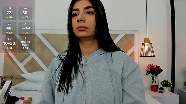 Snapshot of ZiaCalifa chatting on June 30, 2026, 11:32 am ZiaCalifa online show from June 30, 2026, 11:32 am