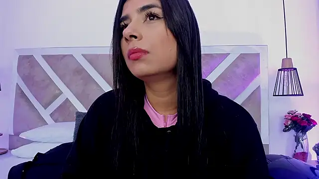 Snapshot of ZiaCalifa chatting on June 23, 2026, 12:03 pm ZiaCalifa online show from June 23, 2026, 12:03 pm