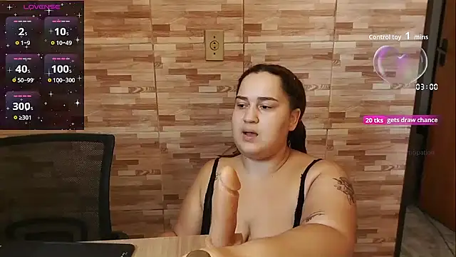 Snapshot of MinaBoss chatting on November 29, 2025, 3:01 pm MinaBoss online show from November 29, 2025, 3:01 pm