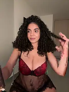 Mariecurl online show from February 15, 2026, 3:29 am