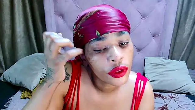 Snapshot of AFRICANGODDESSXXX chatting on May 8, 2026, 7:06 pm AFRICANGODDESSXXX online show from May 8, 2026, 7:06 pm
