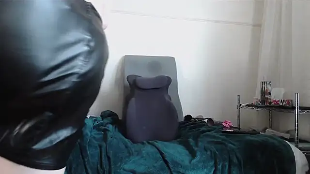 Snapshot of VANESSADDD chatting on June 13, 2026, 2:26 pm VANESSADDD online show from June 13, 2026, 2:26 pm