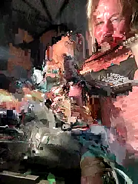 Snapshot of SummerBlueMoon chatting on September 24, 2025, 7:04 am SummerBlueMoon online show from September 24, 2025, 7:04 am