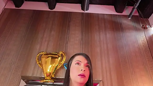 MishaKinki online show from June 15, 2026, 7:02 pm