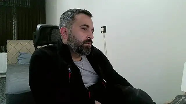 Snapshot of tgltplsr chatting on March 9, 2026, 11:08 pm tgltplsr online show from March 9, 2026, 11:08 pm