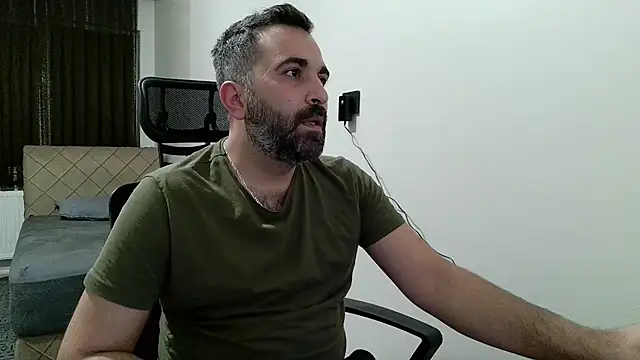 Snapshot of tgltplsr chatting on February 11, 2026, 10:09 pm tgltplsr online show from February 11, 2026, 10:09 pm