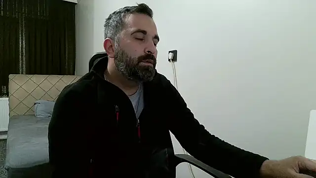 Snapshot of tgltplsr chatting on March 10, 2026, 11:31 pm tgltplsr online show from March 10, 2026, 11:31 pm