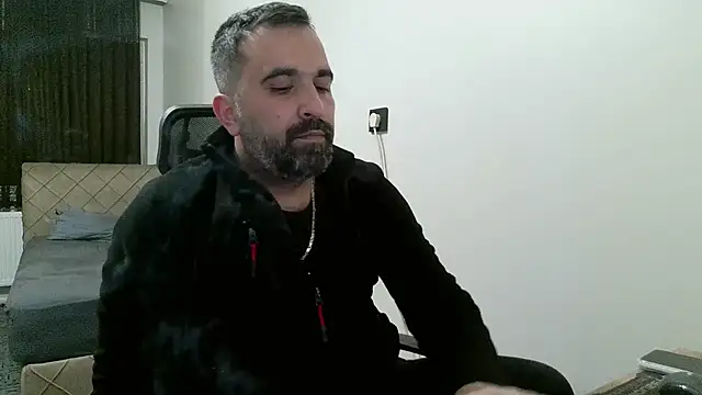 Snapshot of tgltplsr chatting on February 25, 2026, 11:48 pm tgltplsr online show from February 25, 2026, 11:48 pm