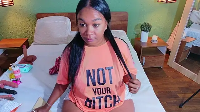 Snapshot of dannaahbrown chatting on June 28, 2026, 6:25 pm dannaahbrown online show from June 28, 2026, 6:25 pm