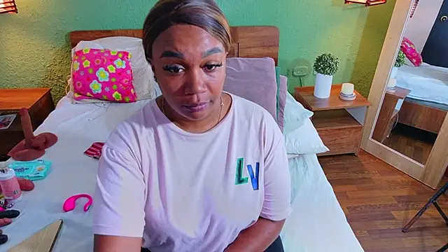 Snapshot of dannaahbrown chatting on May 27, 2026, 3:41 pm dannaahbrown online show from May 27, 2026, 3:41 pm