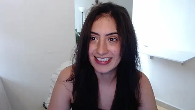 MIYESSI online show from May 6, 2026, 4:11 pm