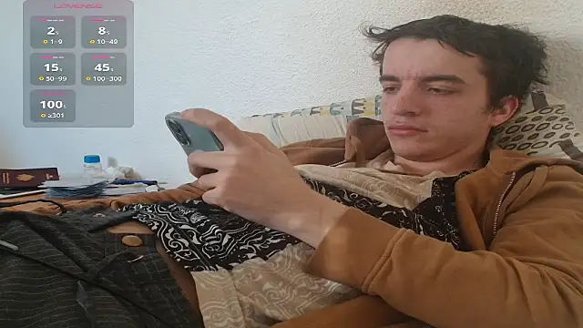 Tombgy07 online show from March 12, 2026, 9:13 am