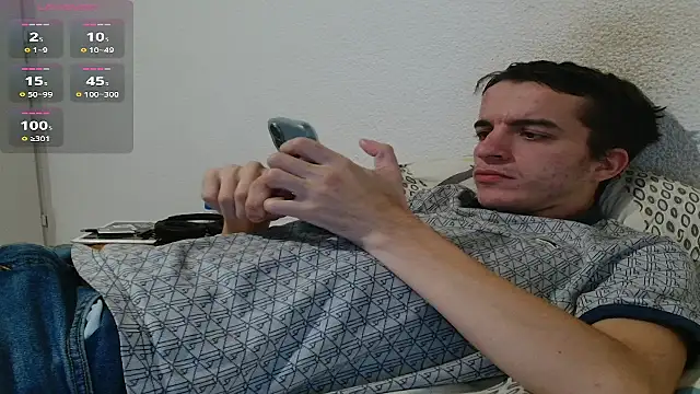 Snapshot of Tombgy07 chatting on October 16, 2025, 7:00 pm Tombgy07 online show from October 16, 2025, 7:00 pm