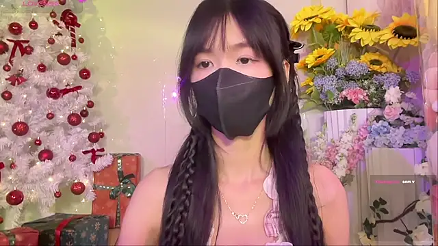 Snapshot of Your-Sunshine chatting on November 21, 2025, 2:05 pm Your-Sunshine online show from November 21, 2025, 2:05 pm