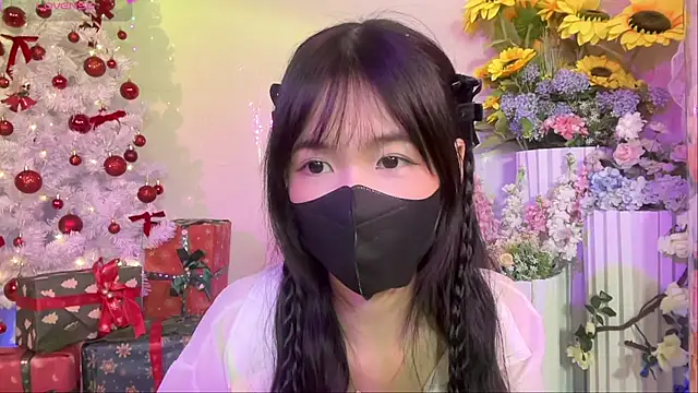 Snapshot of Your-Sunshine chatting on November 18, 2025, 2:20 pm Your-Sunshine online show from November 18, 2025, 2:20 pm