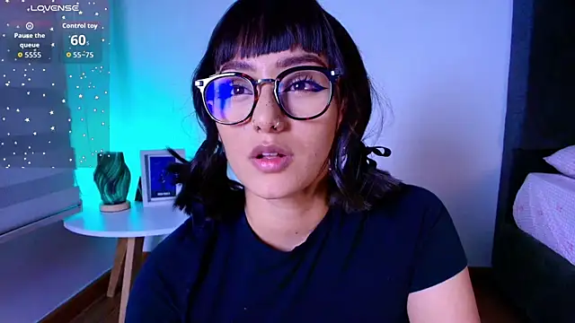 Snapshot of tati_cardenas chatting on August 7, 2026, 5:13 am tati cardenas online show from August 7, 2026, 5:13 am