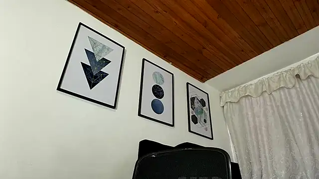 Snapshot of sam_her chatting on November 8, 2025, 4:43 pm sam her online show from November 8, 2025, 4:43 pm