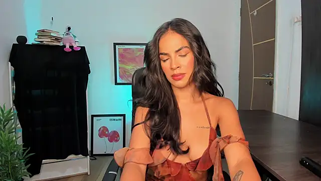 camille-rose online show from May 3, 2026, 8:01 pm