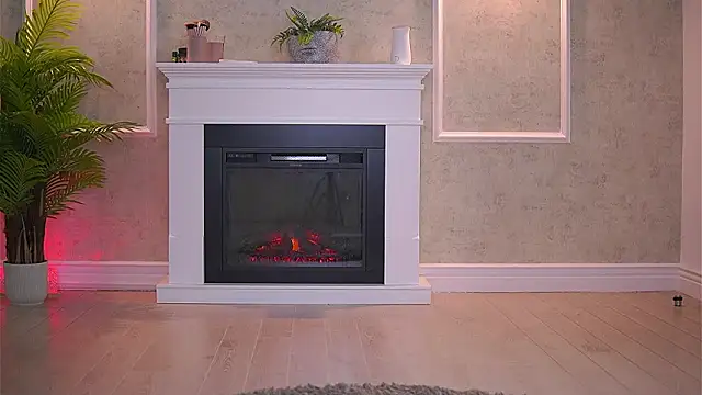 Snapshot of Abbela_White chatting on March 17, 2026, 6:05 am Abbela White online show from March 17, 2026, 6:05 am