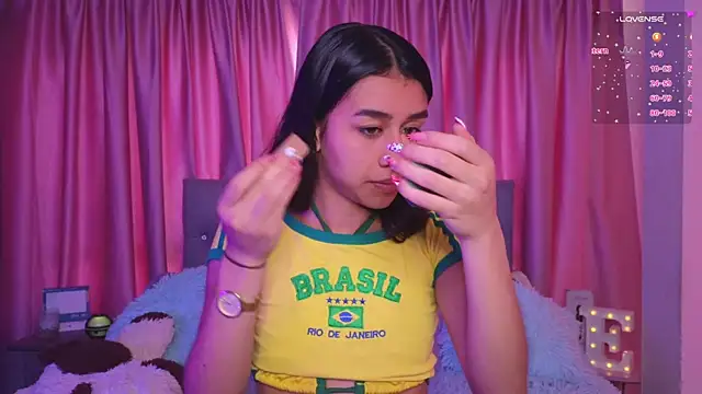 Snapshot of Emiily_Scott1 chatting on November 29, 2025, 2:39 pm Emiily Scott1 online show from November 29, 2025, 2:39 pm