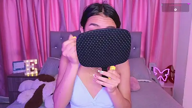 Snapshot of Emiily_Scott1 chatting on November 8, 2025, 2:31 pm Emiily Scott1 online show from November 8, 2025, 2:31 pm