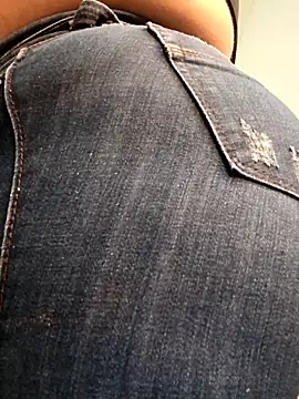 Snapshot of HORNY_MATURE25 chatting on March 6, 2026, 12:16 am HORNY MATURE25 online show from March 6, 2026, 12:16 am