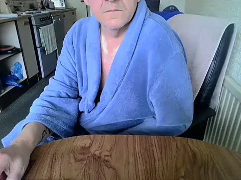 Snapshot of daddyflash chatting on March 17, 2026, 8:50 am daddyflash online show from March 17, 2026, 8:50 am