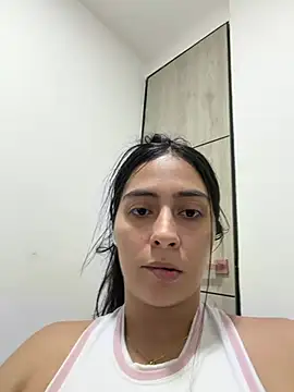 Snapshot of Sophie__Foxxx chatting on June 17, 2026, 1:49 am Sophie Foxxx online show from June 17, 2026, 1:49 am