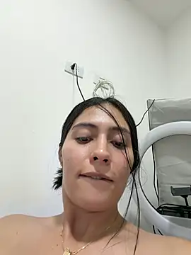 Snapshot of Sophie__Foxxx chatting on May 15, 2026, 11:14 pm Sophie Foxxx online show from May 15, 2026, 11:14 pm