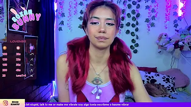 Roxanbunny1 online show from May 14, 2026, 3:03 am