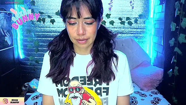 Roxanbunny1 online show from March 26, 2026, 3:38 am