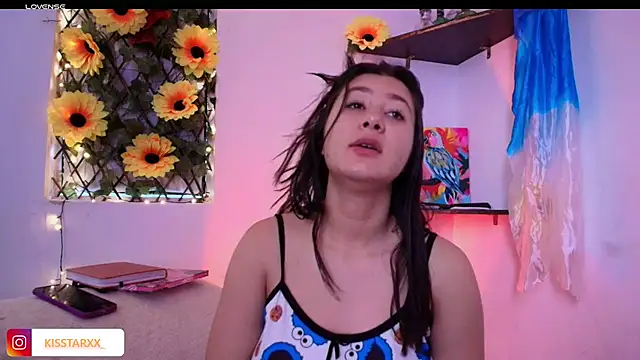 Snapshot of kisstarxxx chatting on March 6, 2026, 2:23 pm kisstarxxx online show from March 6, 2026, 2:23 pm